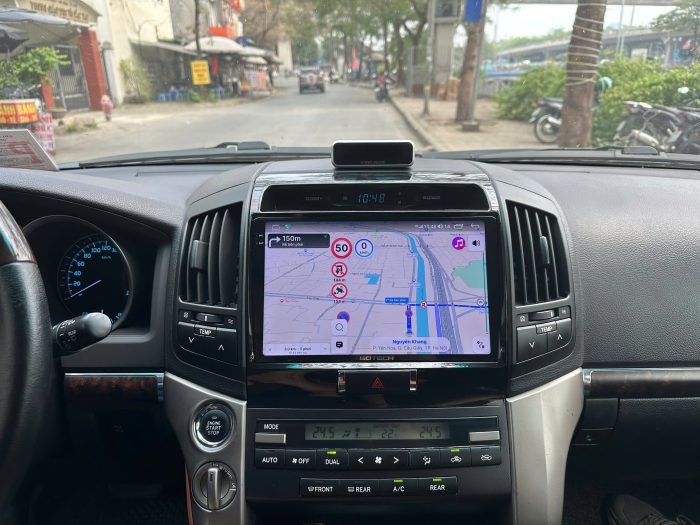 lắp màn hình ô tô Gotech cho xe Toyota Altis 2011 tại Panda Auto