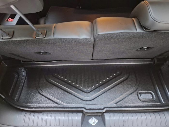 tham-lot-cop-o-to-TPE-cho-xe-KIA-Carens-1