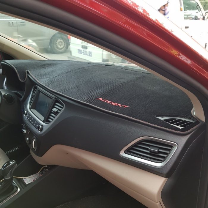 Thảm taplo ô tô giúp bảo vệ khu vực taplo hiệu quả trong thời gian dài