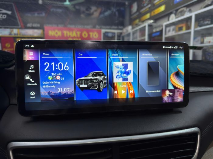 man-hinh-o-to-Vicom-kha-nang-lot-xac-pandaauto