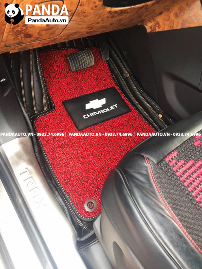 tham-lot-san-xe-o-to-chevrolet-trax-ghe-lai-panda-auto