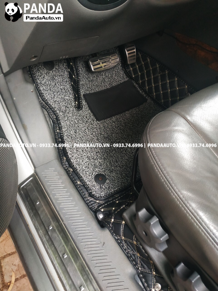 tham-lot-san-xe-o-to-hyundai-santafe-gold-ghe-lai-panda-auto