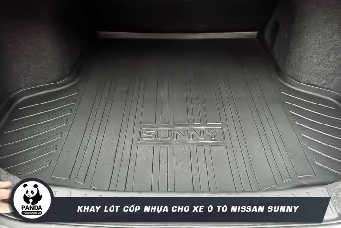 khay-lot-cop-nhua-cho-xe-oto-NISSAN-SUNNY-tai-panda-auto