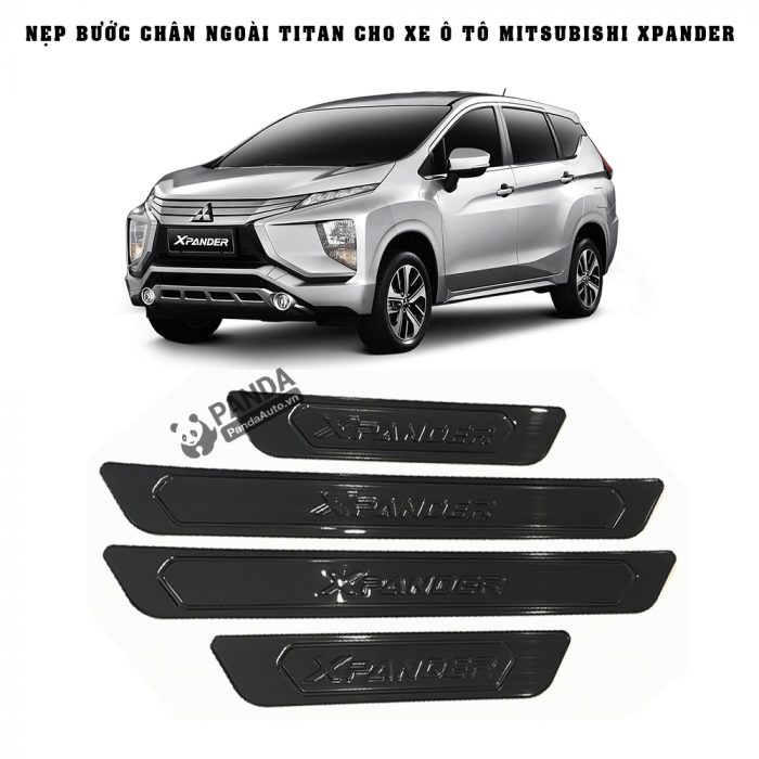Nep-buoc-chan-ngoai-titan-cho-xe-oto-MITSUBISHI-XPANDER-tai-panda-auto