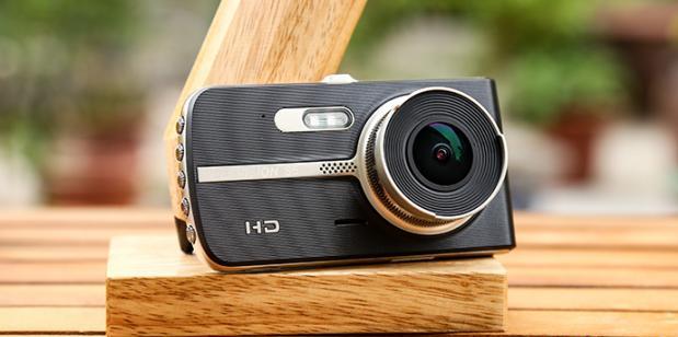 Camera-hanh-trinh-Webvision-S5-gia-re-tai-panda-auto