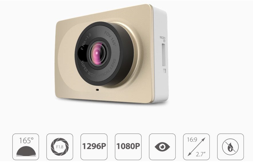 Camera-hanh-trinh-Yi-Car-2-gia-re-tai-panda-auto