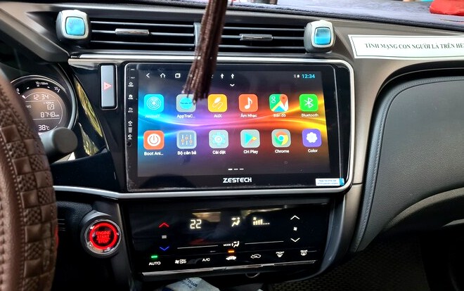 man-hinh-zestech-tren-xe-toyota-honda-city-2021-panda-auto