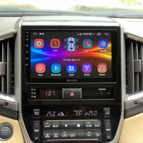 Màn hình Zestech cho xe Parado