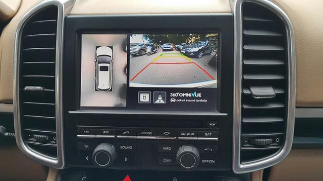 hinh-anh-thu-duoc-tu-camera-360-o-to-cho-xe-porsche