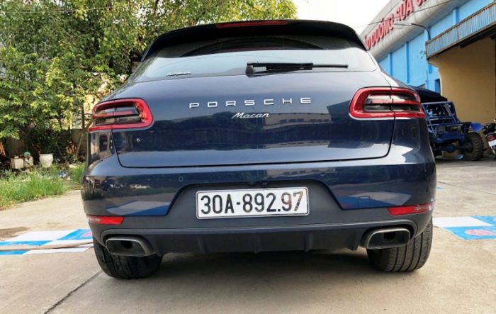 can-chinh-camera-360-o-to-cho-xe-Porsche