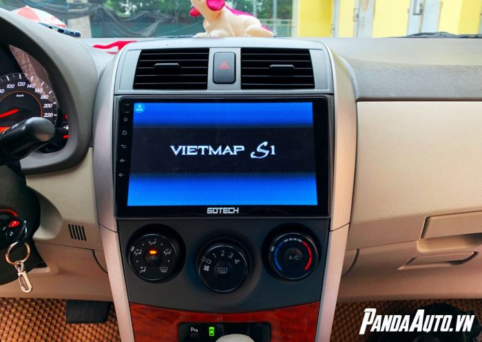 man-hinh-o-to-gotech-toyota-altis