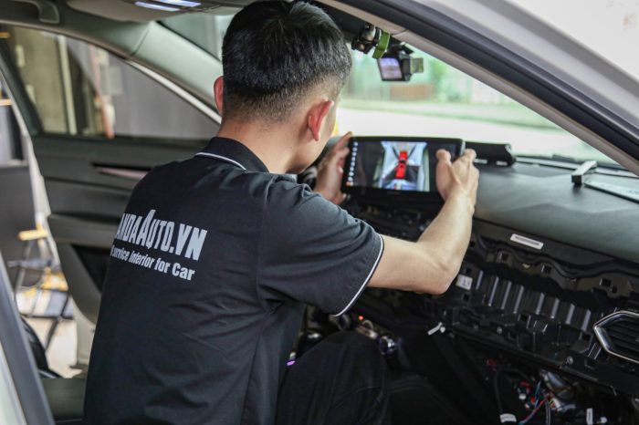 cửa hàng nội thất ô tô Panda Auto 483 Nguyễn Khang Hà Nội-1