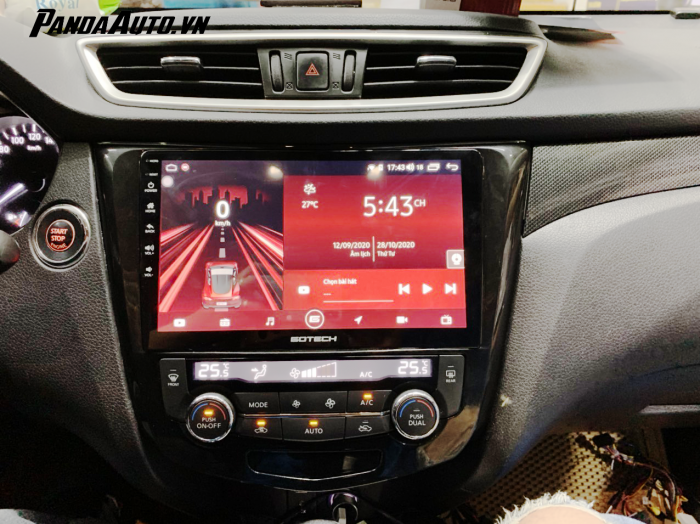 Màn hình Gotech lắp trên xe X-trail 2016
