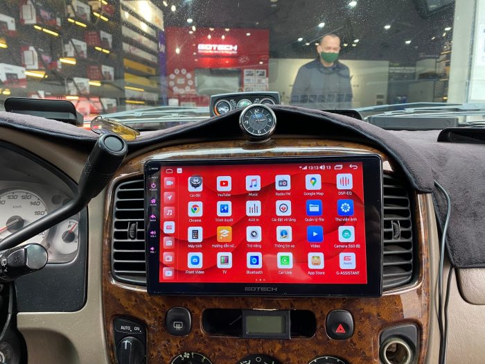 Màn hình Gotech GT360 Plus trên Ford Escape