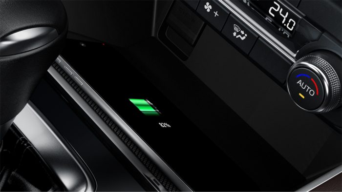 Sạc không dây trên CX5 2022