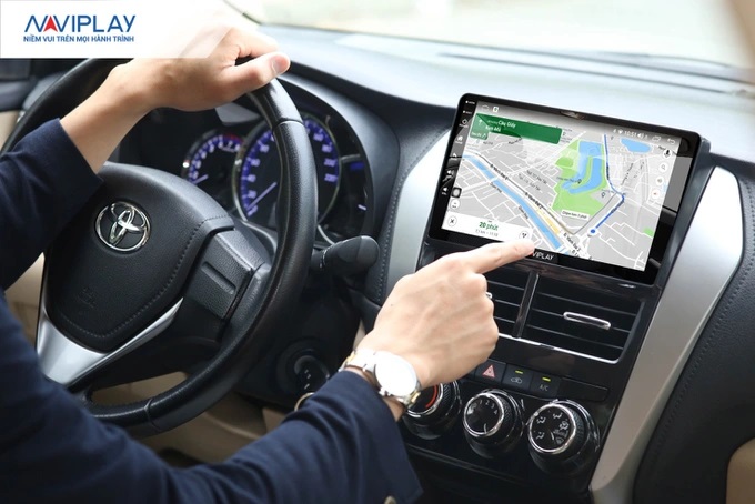 Màn hình ô tô Naviplay