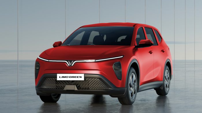 camera-hanh-trinh-cho-xe-Vinfast-Limo-green-pandaauto.vn