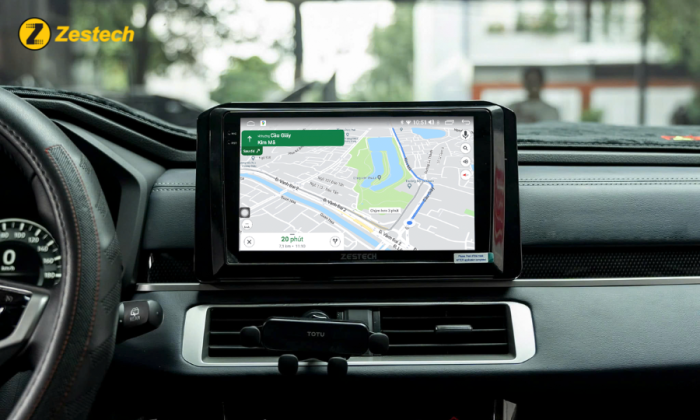 Màn hình ô tô Zestech E360 tích hợp bản đồ dẫn đường Google Maps, cập nhật tuyến đường nhanh chóng