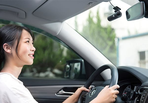 Camera hành trình 70mai 1S đơn giản, dễ thao tác